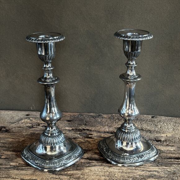 Pair Reed & Barton 5115 10” Silver Plated Candlestick Weighted Made Italy Set 2 - Picture 1 of 15